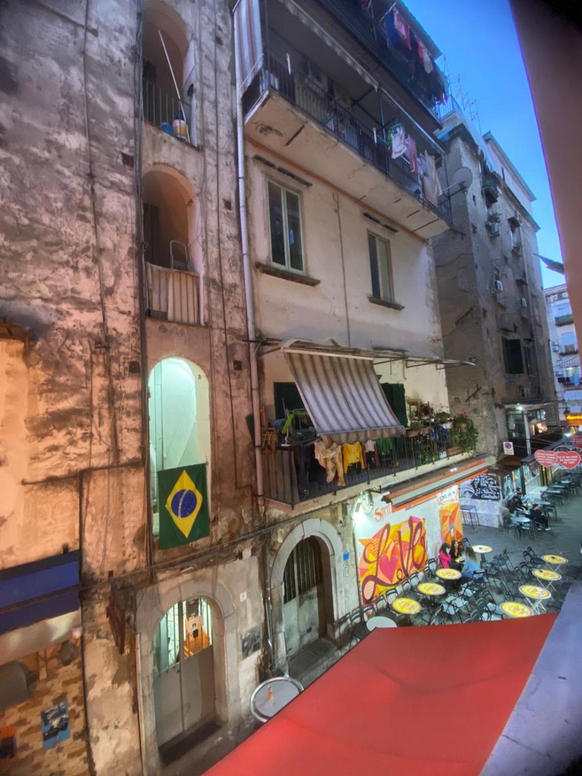 Tre Regine Napoli Lägenhet Exteriör bild